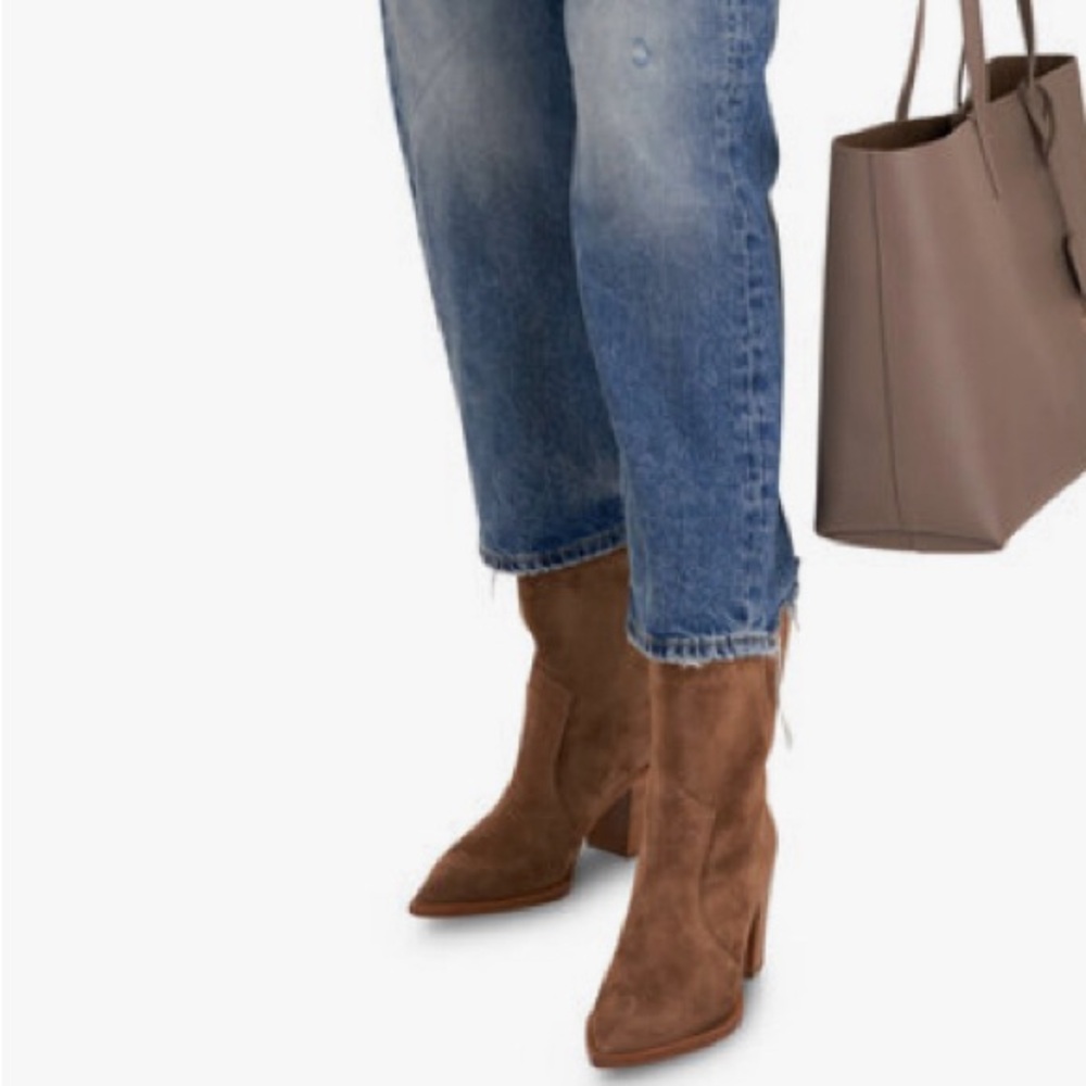 GIANVITO ROSSI Denver Camel Suede Western Short Boot - 36.5